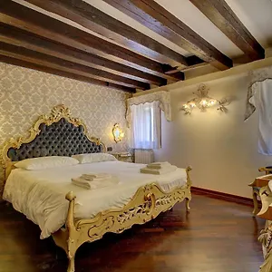  Apartment Marcopolo Private~terrace Italy