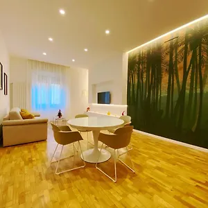  Apartment Experience Italy